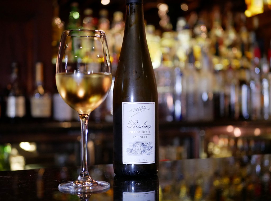 Who's in the mood for some wine?? ✨