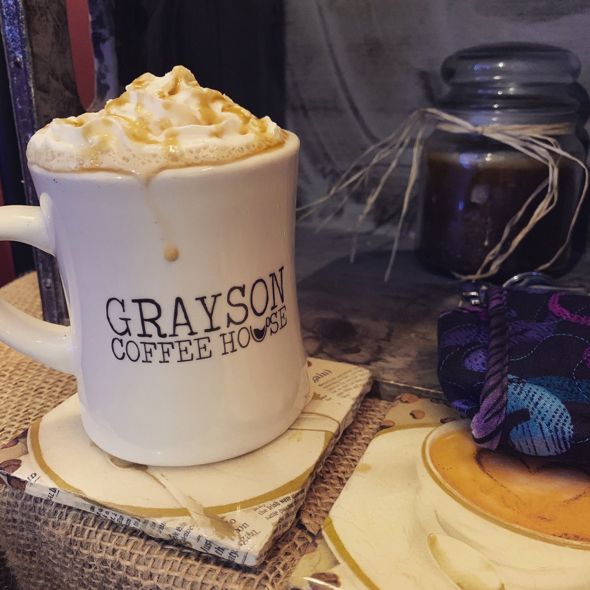 GraysonCoffee's tweet photo. Our cups overflow with goodness. Whether meeting with a friend, or you just need something to help you get through your day, we have what you need to help you out with that.
#graysoncoffeehouse #goodcoffee #goodnessinacup #graysonlocalbusiness #coffeewithfriends https://t.co/e0PrqDIULD