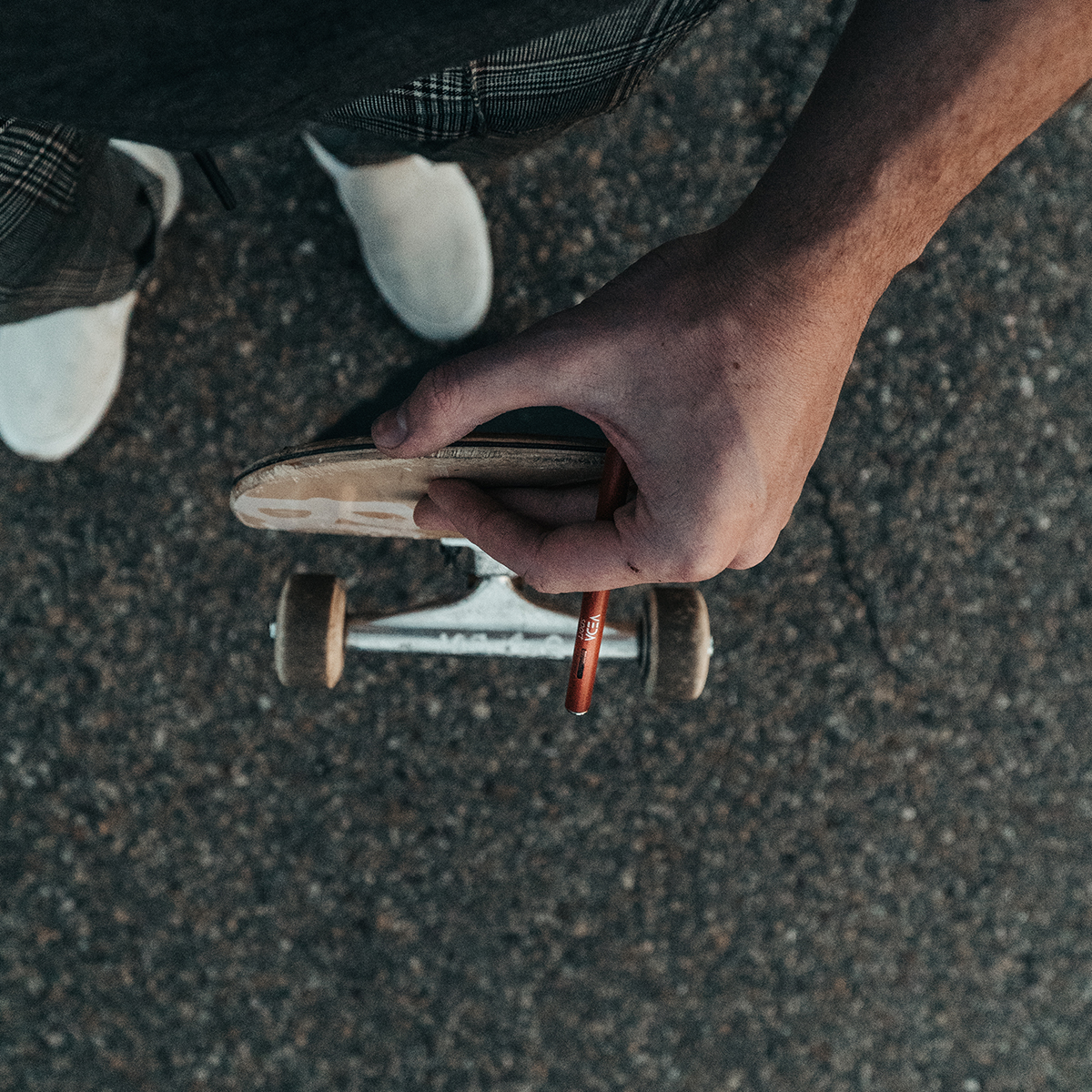 vedaecn's tweet photo. One benefit of vaping is the convenience that comes along with it. The compact-size and sleekly-designed features are ideal for anyone with an on-the-go lifestyle. 🛹

#VEDA #CBD #CBDCommunity #Plantbasedmedicine https://t.co/ffduh2UISF