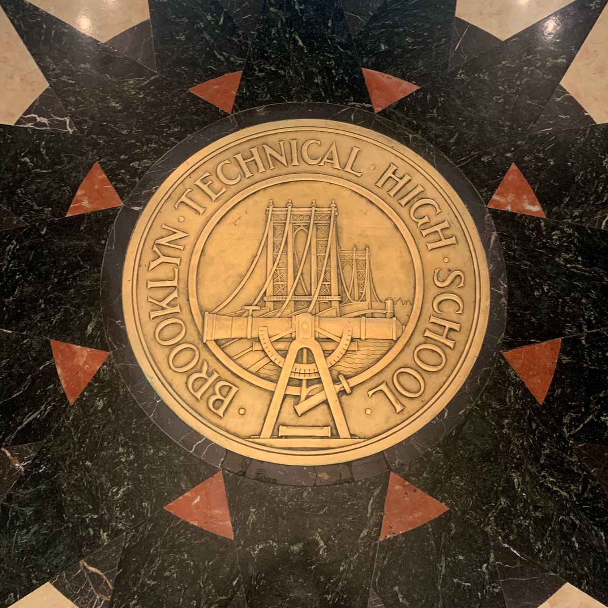 nanotronics's tweet image. Last week we had the pleasure to visit our new partner @BrooklynTech_HS, one of the nine Specialized High Schools in NYC. We are always looking for more schools to visit! Please send us an email at careers@nanotronics.co if you believe we should visit your school.
#FutureofAccess