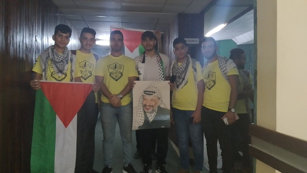 JuntaElam's tweet photo. En #Elamsolidaria las delegaciones de estudiantes participan de celebraciones en conmemoración de  líderes y fechas importantes de sus pueblos . Delegación Palestina. https://t.co/HdTWPh0BxQ
