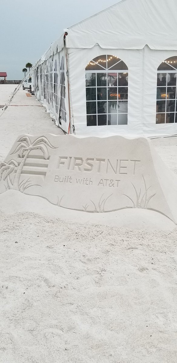 DanBigs1's tweet photo. FirstNet on the beach!  Welcome!  #2019Sun #IAFCVOCS https://t.co/cG6hg6reaM