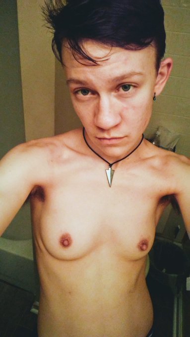 Tip me $30 on pornhub and I'll make you a custom video 💋 https://t.co/2bokYCAbfP<a href="/tag/manyvids"class="tags"><span>#manyvids</span></a>