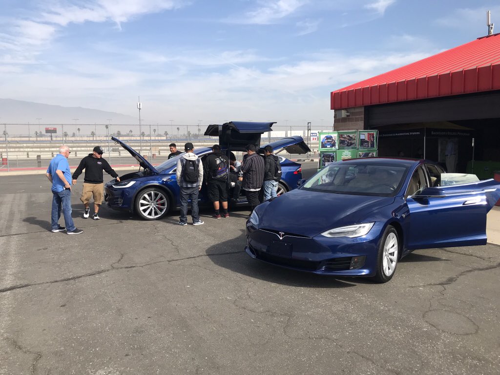 TonySciarra's tweet photo. Thanks @TRACXexpo with @tecequipment and @VelocityTrucks for having @Tesla and all the other educators and partners over to discuss the future of Transportation Workforce Development with local high schools! #TRACX https://t.co/nDwzVxaPne
