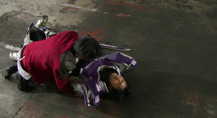 BraderAnd's tweet photo. Nadas death images from epi 33 of #ryusoulger 

https://t.co/Na3xDyQmCc

 #kamenriderdecade  #gogopowerrangers  #toycollecting #bandai  #kamenriderryuki #nextlegend #omazio #timejacker #tokusatsufan #supersentai #toku #tokufans #henshin #tokusatsu_universe #kiryuusentou https://t.co/oVucmVkehK