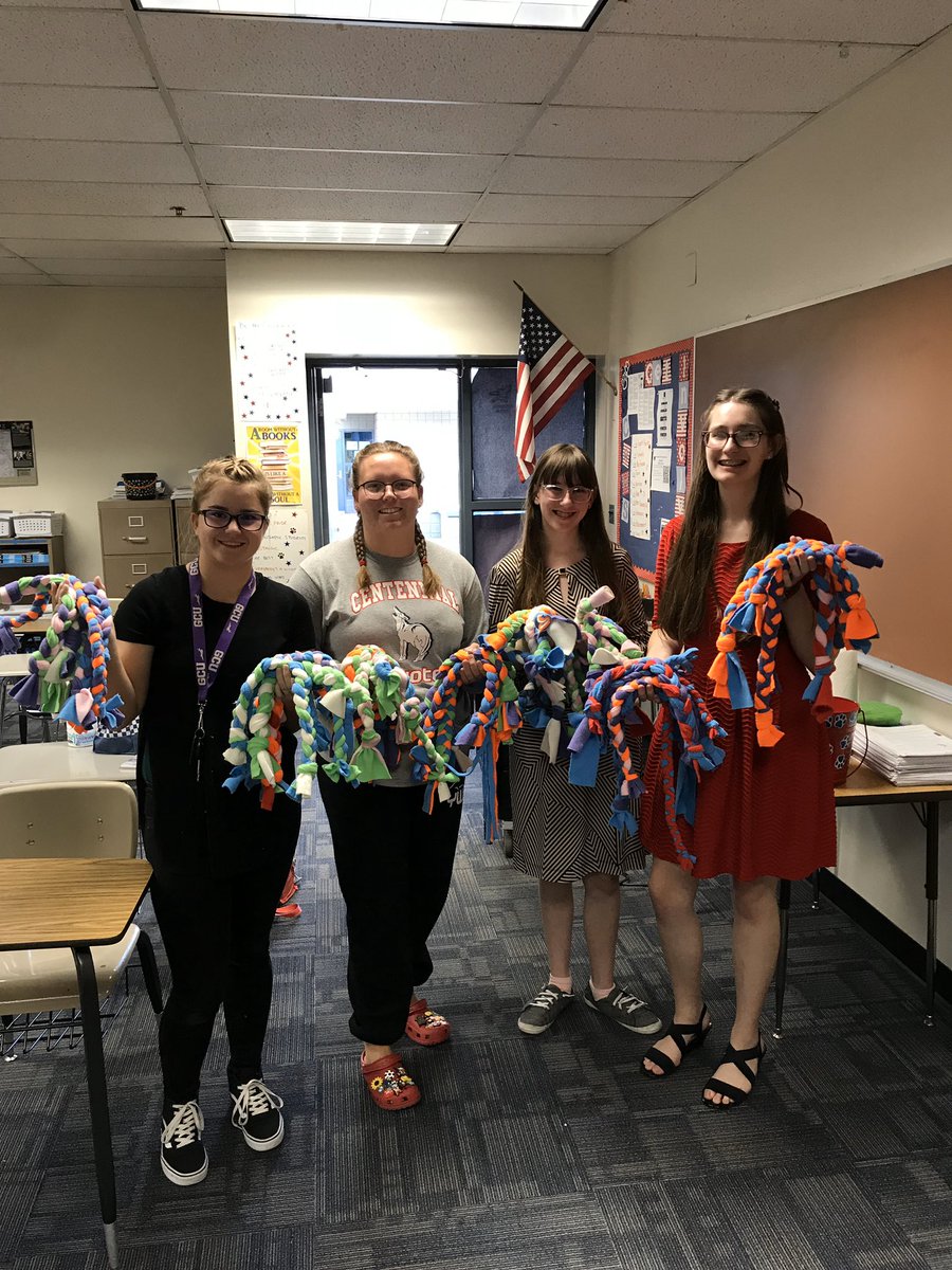 CehsInteract's tweet image. Today Interact Club, along with a few other helpful volunteers, made fleece braids for the Humane Society to give to their dogs! It was so much fun!
