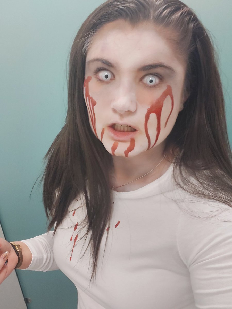 Queen of Hearts last week and now this week I'm a Zombie! My job truly is awesome! 🖤🧟‍♀️ #livingdenny #beveryafraid #lovemyjob