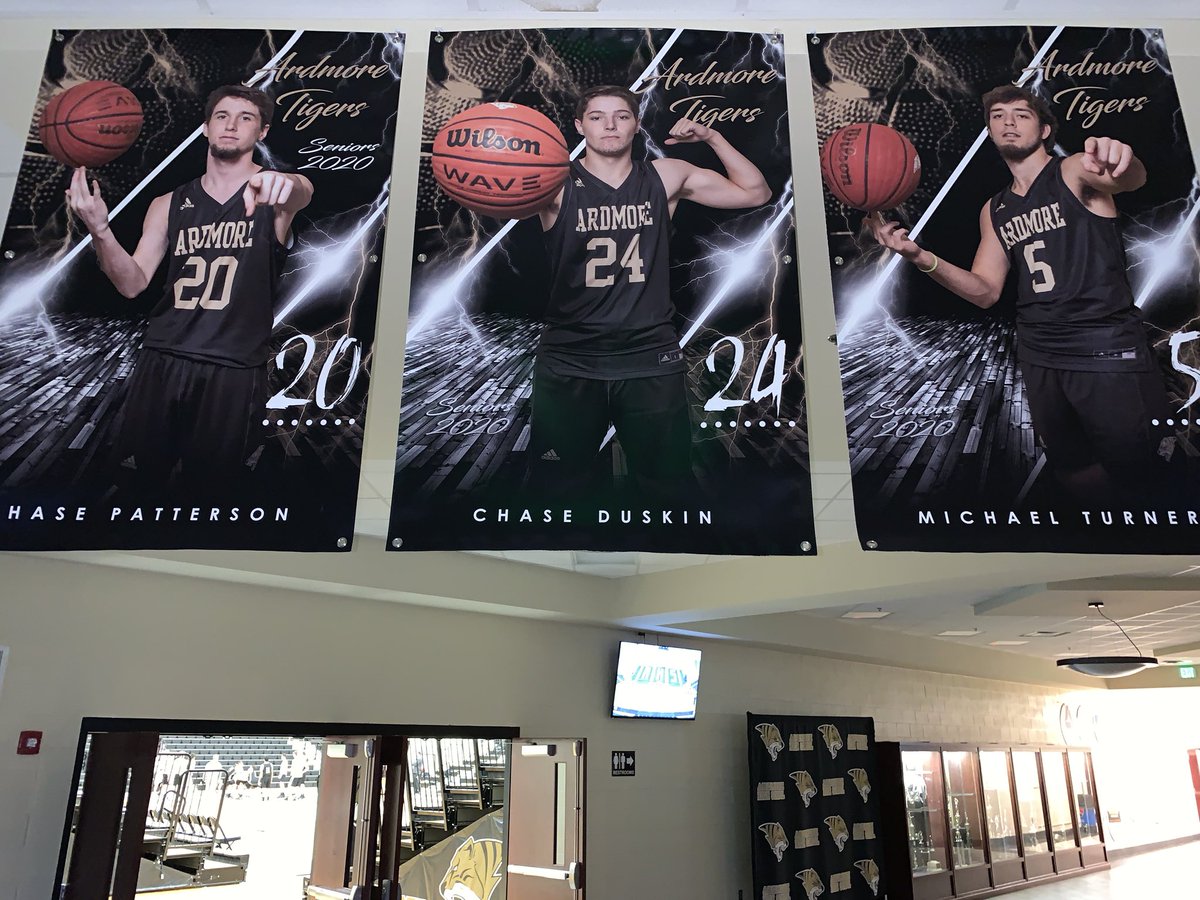 Senior banners are up!!🔥🔥🏀⛹🏼‍♂️