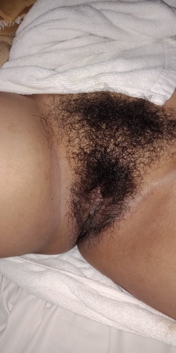 เงียบเหงาจังเมืองสงขลานี่  ไม่มีใครจะมาช่วยคู่เราบ้างหรือ