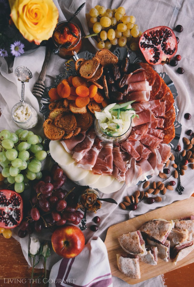 LTGfood's tweet photo. AD | Today, charcuterie boards are a specific type ‘antipasto platter’ where the main attraction is the selection of dried or cured meats &amp; we’ve put together our board with a little help from our new friends over at #Veroni --> https://t.co/5cWxTttphG https://t.co/YqD9kc6COO