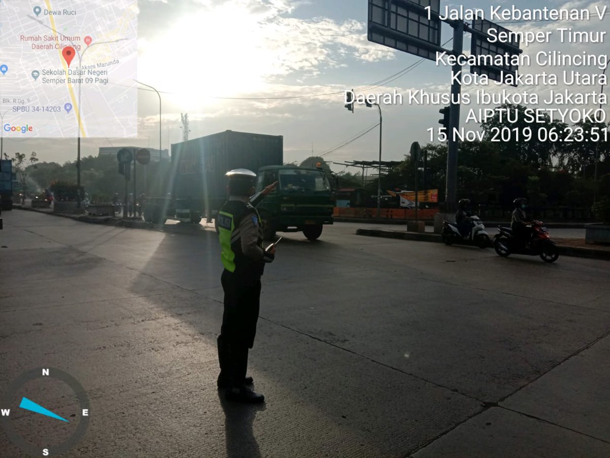 06.37 Situasi lalin di Tl. Kebon baru Jakut Jl. Kebantenan V Semper Timur terpantau ramai lancar