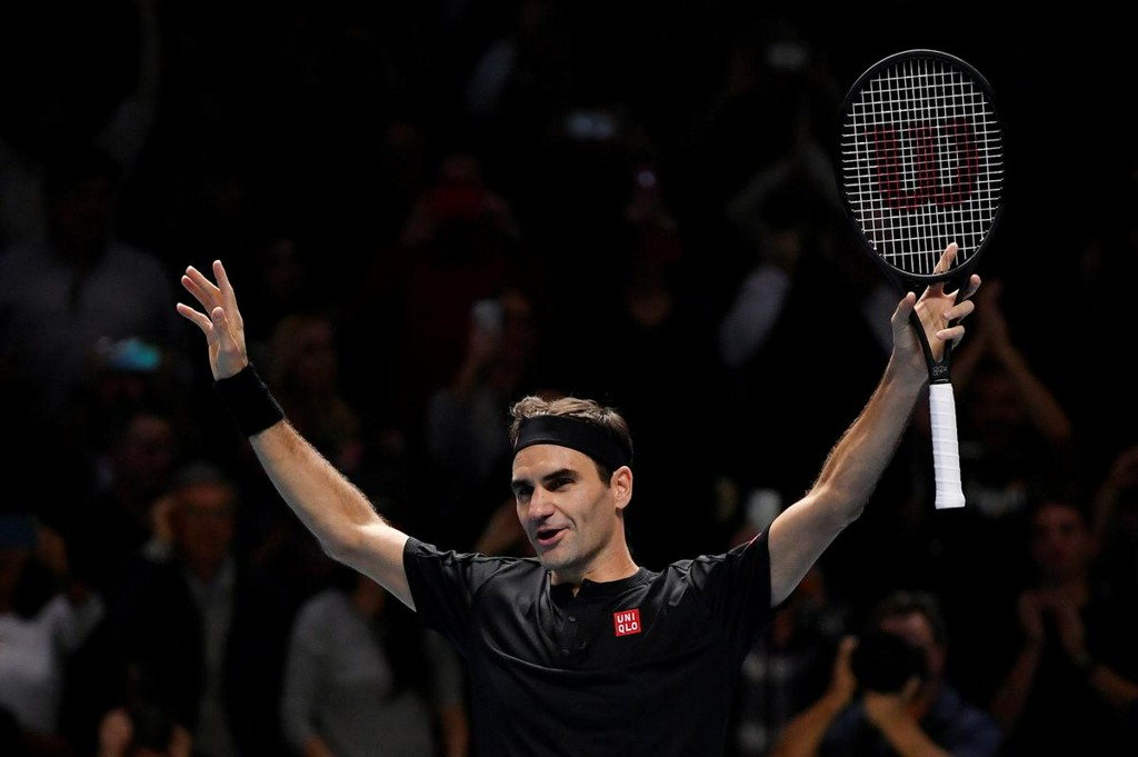 Federer outclasses Djokovic to reach semi-finals https://reut.rs/2Oc41QZ