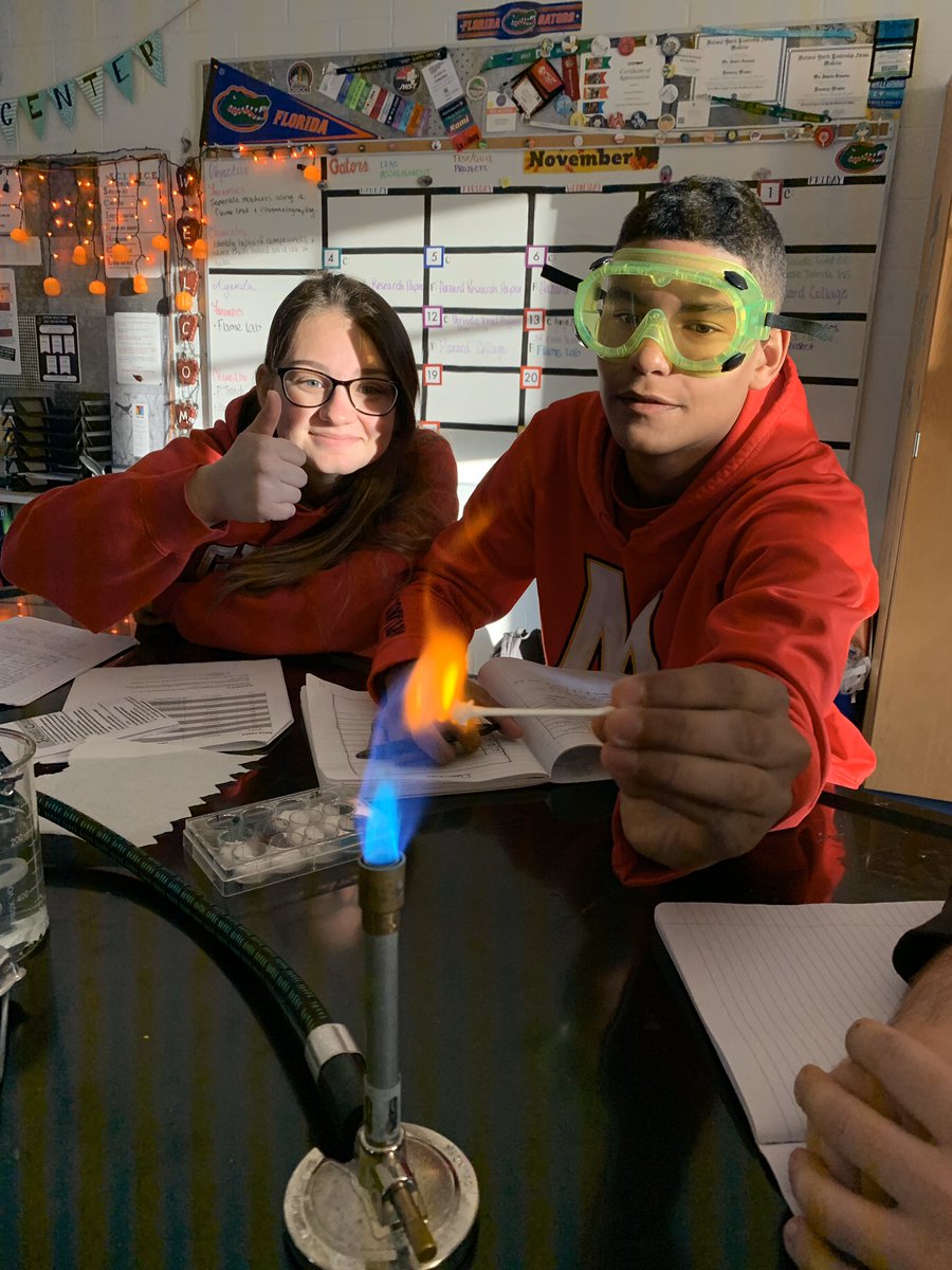 EmmonsJessica's tweet photo. Chemistry students always love the Flame Lab. I adapted it to the Forensic content so Forensic students can do it too! #colorflames #flamelab https://t.co/mYzZU2jy4V