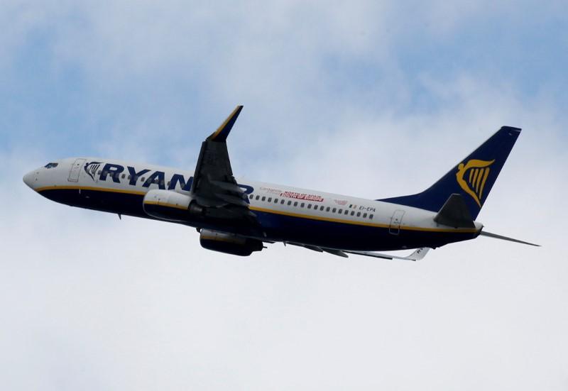 European pilot group demands action over Ryanair sick leave policy https://www.reuters.com/article/us-ryanair-unions-pilots-idUSKBN1XO2SF?taid=5dcde7e15f1daa0001523f9f&utm_campaign=trueAnthem%3A+Trending+Content&utm_medium=trueAnthem&utm_source=twitter …