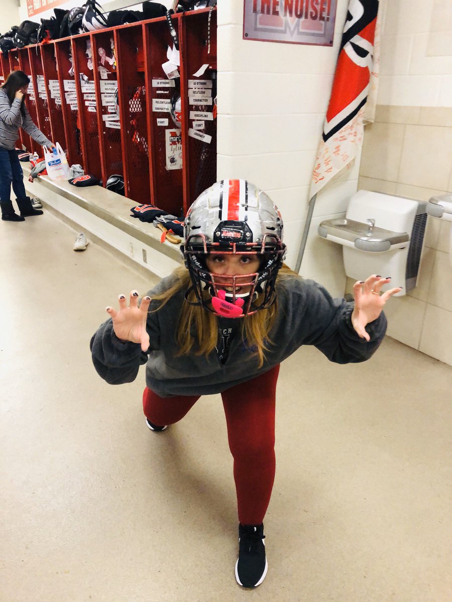 GingerPitches's tweet photo. Reason number 2,465 you canโt leave me unsupervised...#MomFun #Number1FanOf36n72 #MarauderPride https://t.co/GO9GA3sRmp