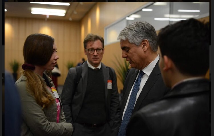 MarquisRhiz's tweet image. Looks like our dear president *is* capable of feeling shame. #UTDivest from the war machine.