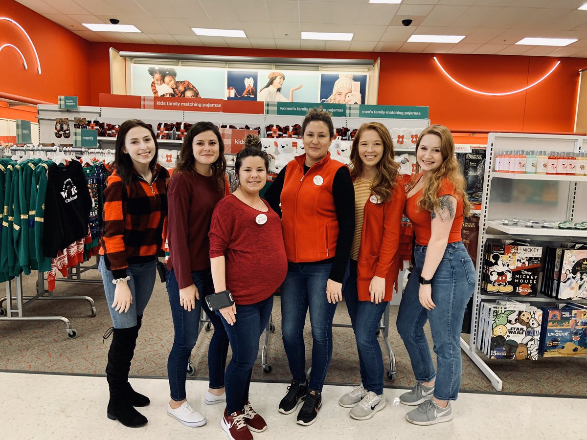 Today marks the end of an amazing journey and start of another one. Alison you will missed dearly and will hold a special spot as a coworker but more importantly a friend! I can not wait for the baby to join this world❤️ You will make one amazing mother💙#targetbaby