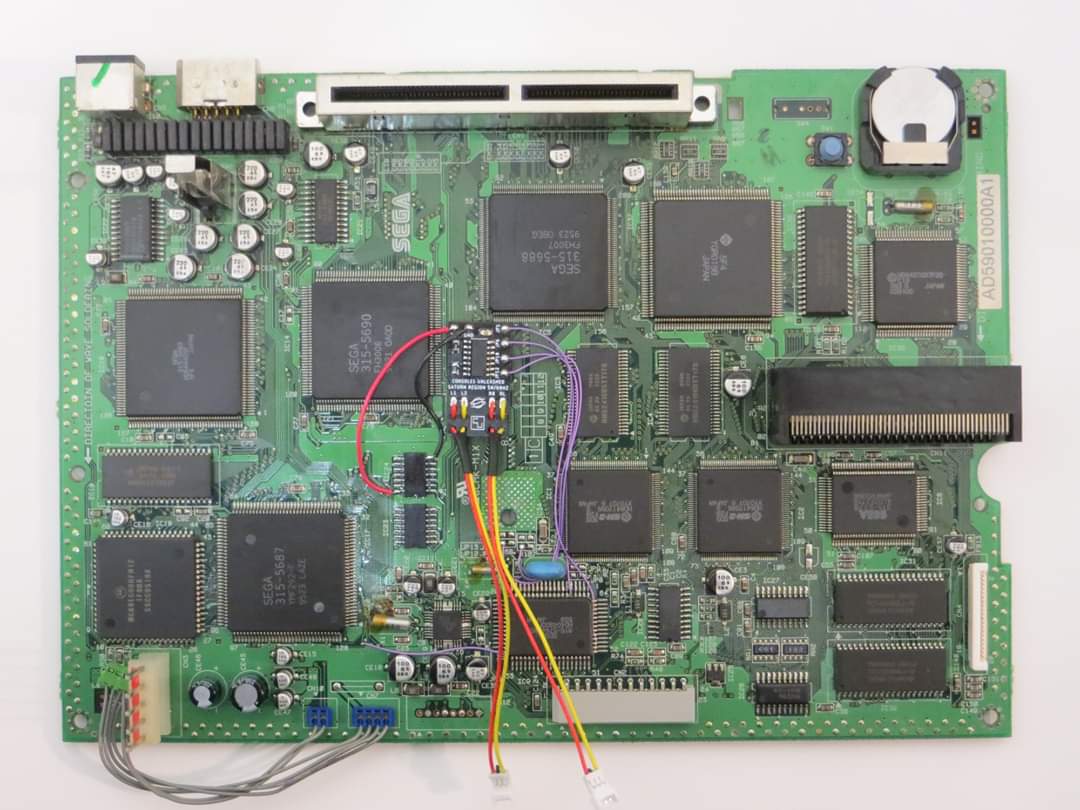 ConsoleMods's tweet image. #Sega #Saturn VA1 #switchless region mod using my new Saturn mod board. All current online guides are junk so I worked out a better wiring scheme. No lifted pins or crushed wires. #ConsoleModding #ConsoleMods #32Bit #SegaSaturn #RegionMod #RegionFree #50Hz #60Hz #OldSchoolGaming