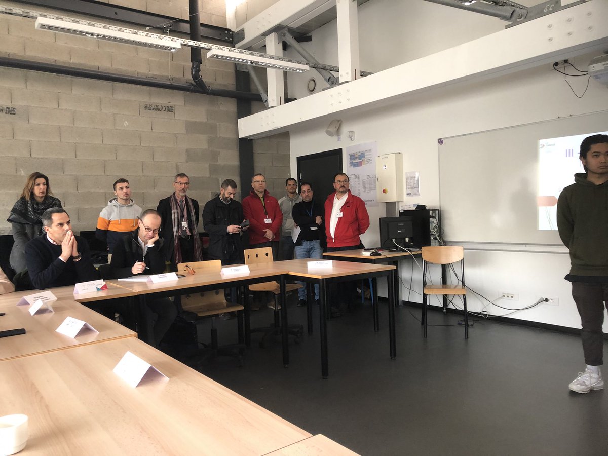 FEIDTD's tweet photo. Le lycée Le Corbusier accueille Monsieur le délégué interministériel au développement de l’apprentissage dans les quartiers prioritaires Témoignage de la qualité de l’apprentissage public et de la longue tradition de l’académie de Strasbourg en la matière. #apprentissage https://t.co/Coa1ESgOMu