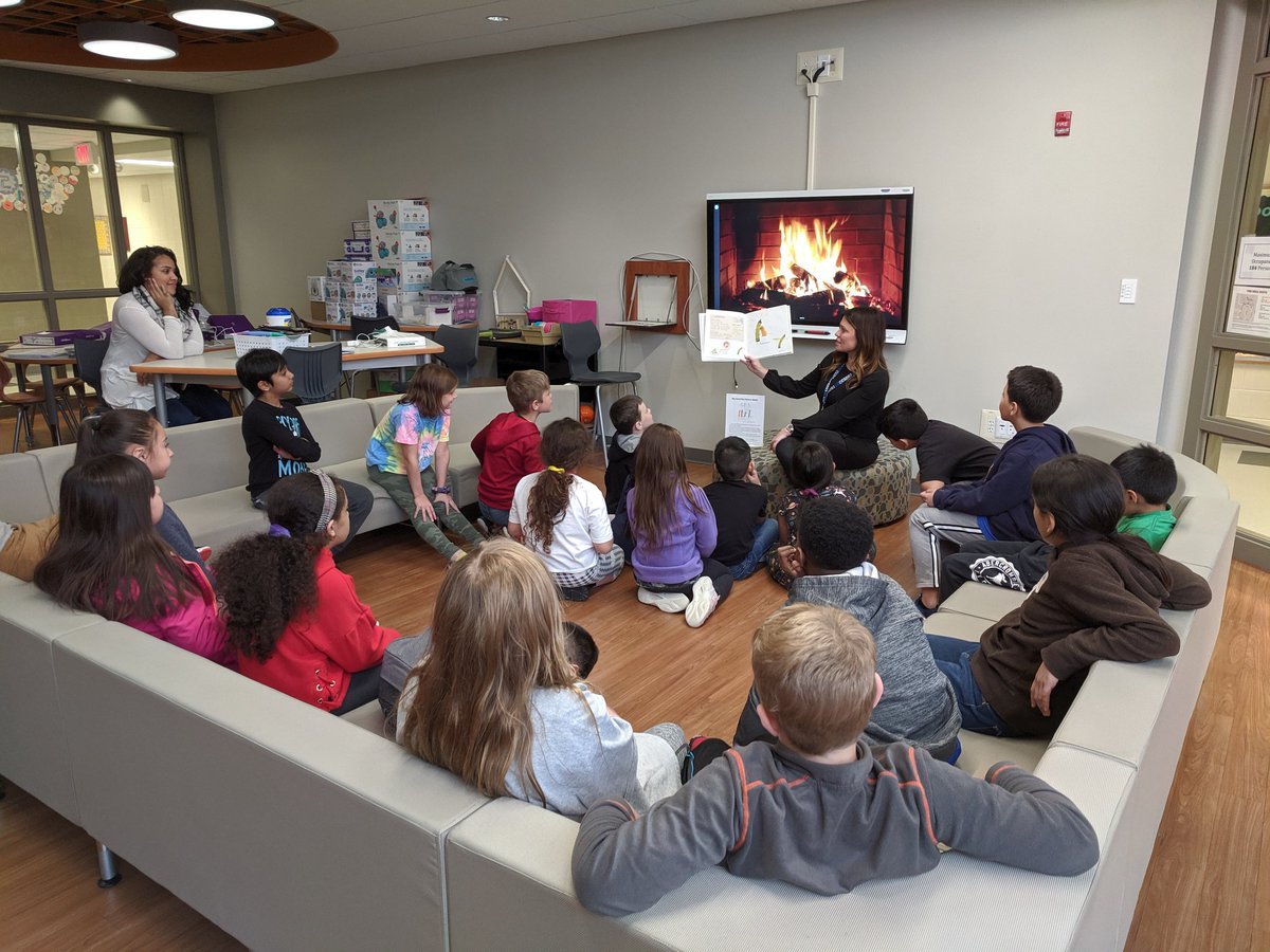 MrsRestis's tweet photo. What a treat to listen to @ElsieJohnsonIC share @DrewDaywalt "The Day the Crayons Came Home" next to the "fireplace" in the IC! We loved it!
#CCSD93 #ECJJaguars https://t.co/YrzvIxMzOC