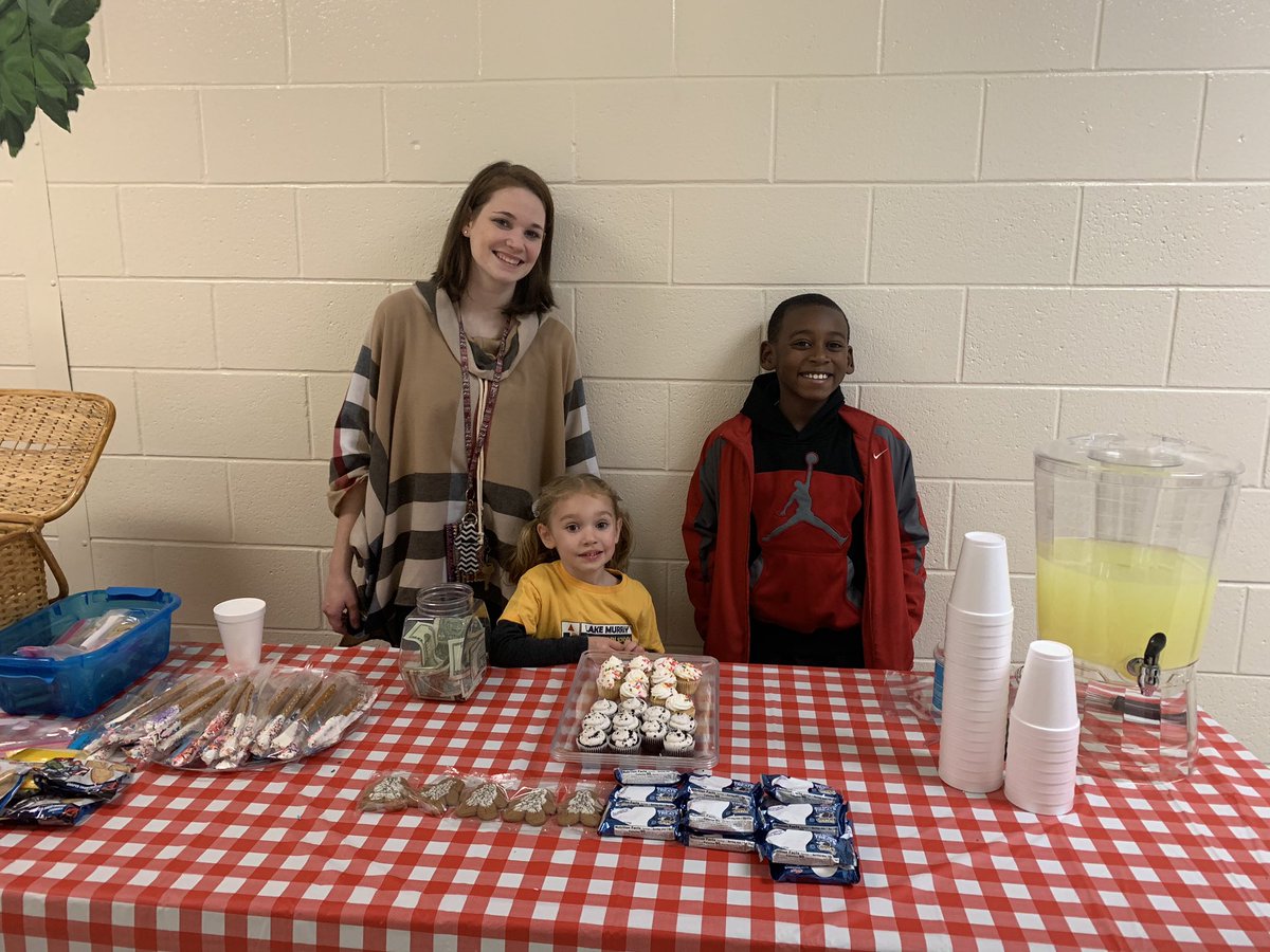 So proud of my kids! They worked hard to make treats for the snack sale and work at the snack table. So excited to share their success with them! <a href="/MsBrown1stgrade/">Casey J Brown</a> <a href="/mrsfryein1st/">Amanda Frye</a> <a href="/MrsSturkie2018/">Taylor Sturkie</a> <a href="/SharonSfleming/">Dr. Sharon Fleming</a> <a href="/lonniebnelson/">LonnieBNelsonElem</a> #Grateful4LonnieB
