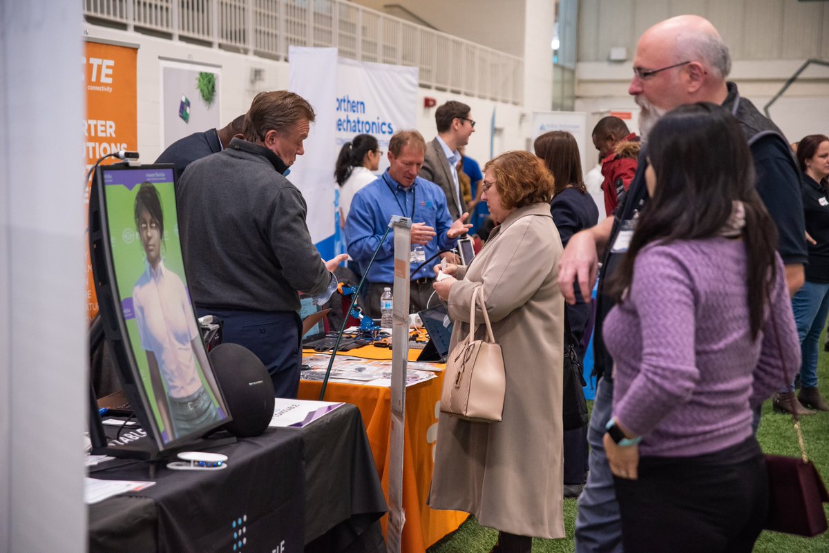 invest_brampton's tweet photo. Today the @RICCentre hosted their annual Driving Dreams event in Brampton to showcase 50 innovative #IoT startups to connect with corporates such as @Bell, @Telus, @HubSpot and investors from around the GTA! 

#IoT #startups #Brampton https://t.co/ImMScHky1Z