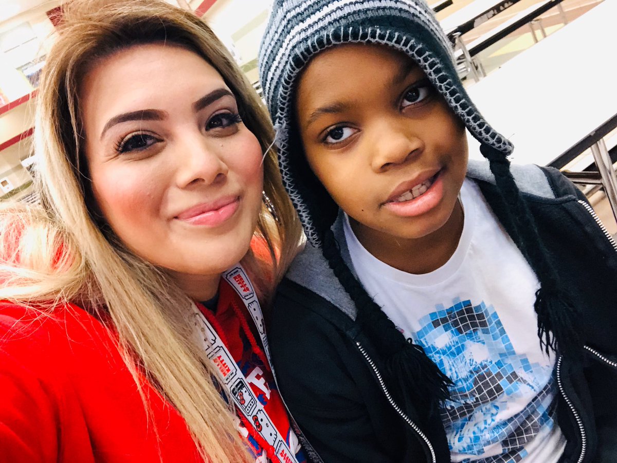 jrue_26's tweet photo. How lucky am I to be able to work and see these kiddos every day! ❤️#bozmanbroncos #bozstory19 https://t.co/Y57hN4dAv0