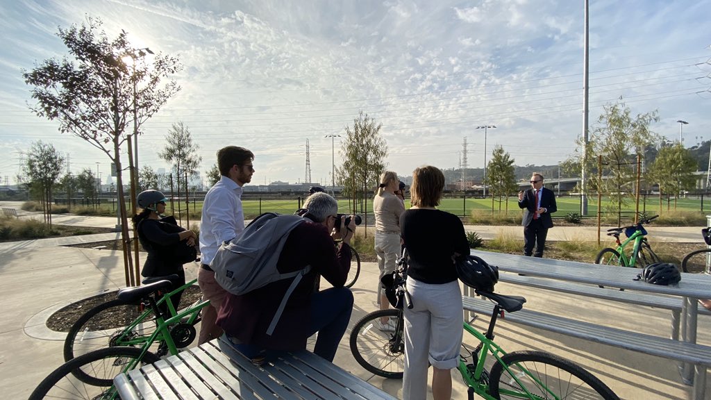 NLinSF's tweet photo. #NLinLA🚲 https://t.co/rWl9dVMRcu