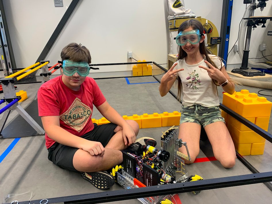 HYSAJavelinas's tweet image. The Javelinas are super psyched for there upcoming qualifier THIS Saturday!! They have been working relentlessly in hopes for a successful first competition, and we know our team will do amazing! Lets go Javelinas! 🐗