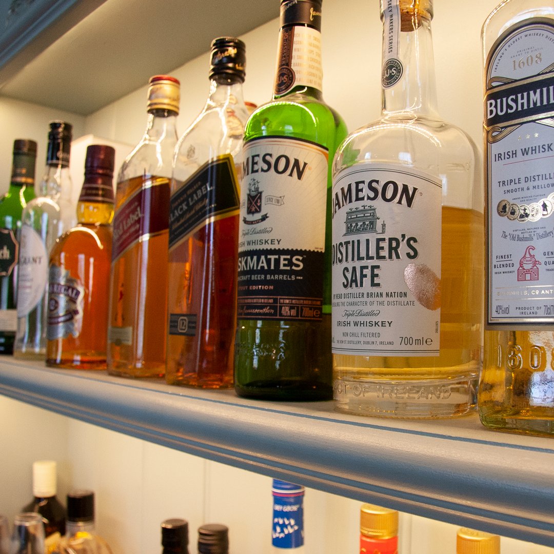 MetroHot's tweet photo. Did you know we stock a range of local and international Whiskeys and other spirits - including some Irish favourites? We're here from 3pm today @CelticClubMelb !

#CelticMetro #IrishInMelbourne #IrisharoundMelbourne #NorthMelbourne #Melbournefunctions #melbournevenue https://t.co/PmTEs70qUR