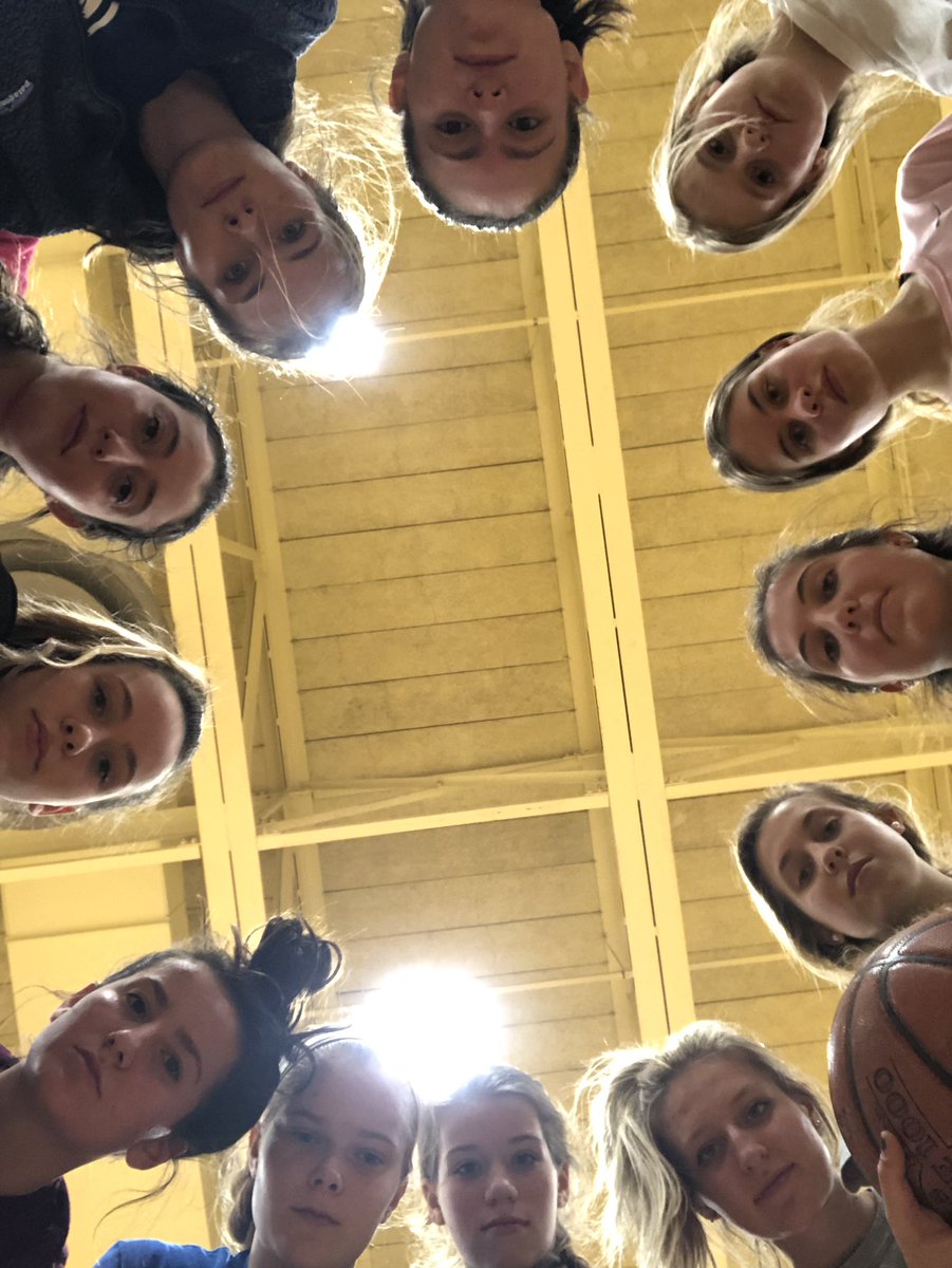 NAvarsitybball's tweet photo. Here’s a little sneak peak as to what’s come this season.....🏀🏀🏀 https://t.co/0iGNfxjF4T