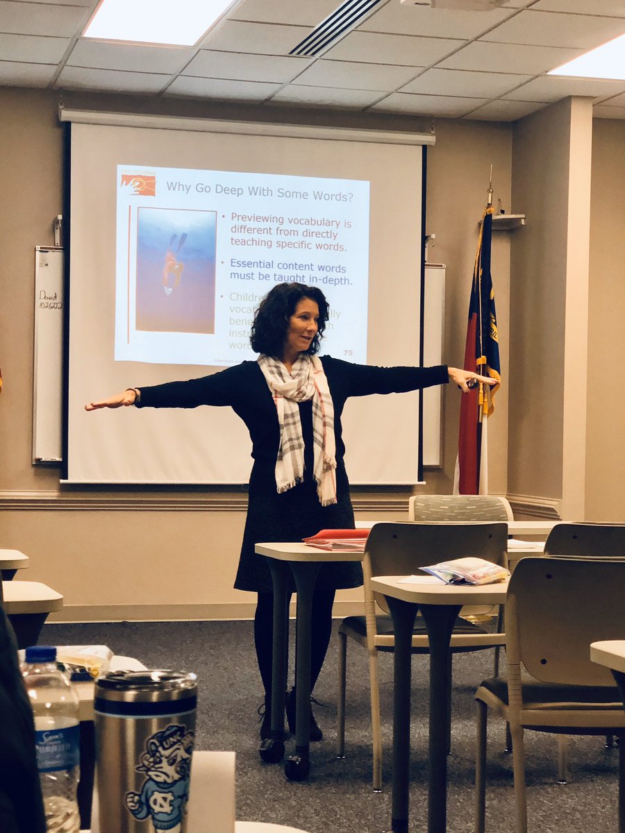 michellewclark1's tweet photo. The Key Vocabulary Routine integrates research-based activities into content classroom instruction! Routine is key! @JoanSedita Excellent information for our staff to take back to our schools! Dynamic instructor!  @ccooke2016 #ECPPS #vocabulary #keystoliteracy https://t.co/dwRhNwiUz2