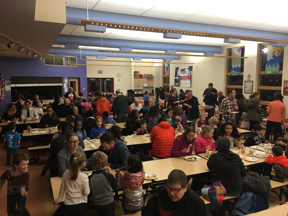 MMS_CSDA's tweet image. What a fun night at MMS.  A very enjoyable Multi-Cultural Fair to be sure.  Thank you Annie, Rachel, Ali, Albany Dance Sport Club, SUNY Albany’s Confuscious Institute, all who attended, and our wonderful MCC.