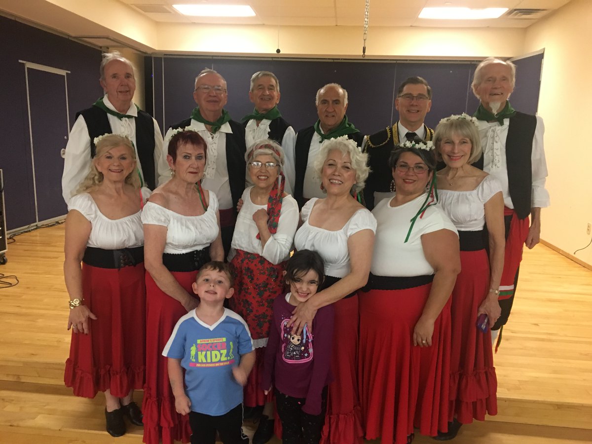 MMS_CSDA's tweet image. What a fun night at MMS.  A very enjoyable Multi-Cultural Fair to be sure.  Thank you Annie, Rachel, Ali, Albany Dance Sport Club, SUNY Albany’s Confuscious Institute, all who attended, and our wonderful MCC.