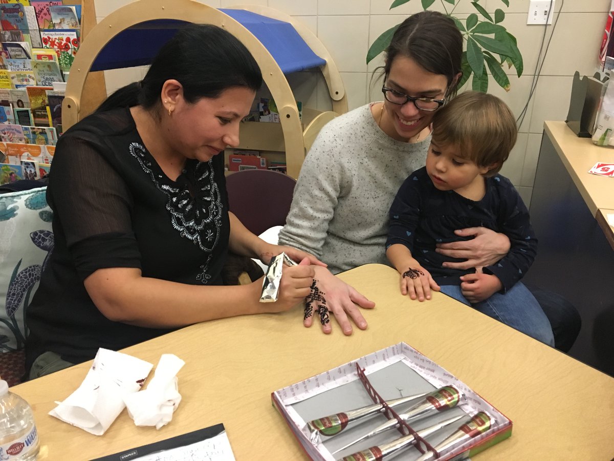 MMS_CSDA's tweet image. What a fun night at MMS.  A very enjoyable Multi-Cultural Fair to be sure.  Thank you Annie, Rachel, Ali, Albany Dance Sport Club, SUNY Albany’s Confuscious Institute, all who attended, and our wonderful MCC.