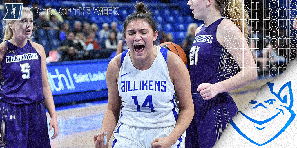 MarchMadnessWBB's tweet photo. 📸 of the Week! 

@SaintLouisWBB is fired up and takes the Photo of the Week for week ☝️! 

#ncaaW https://t.co/2fT0Udbirv