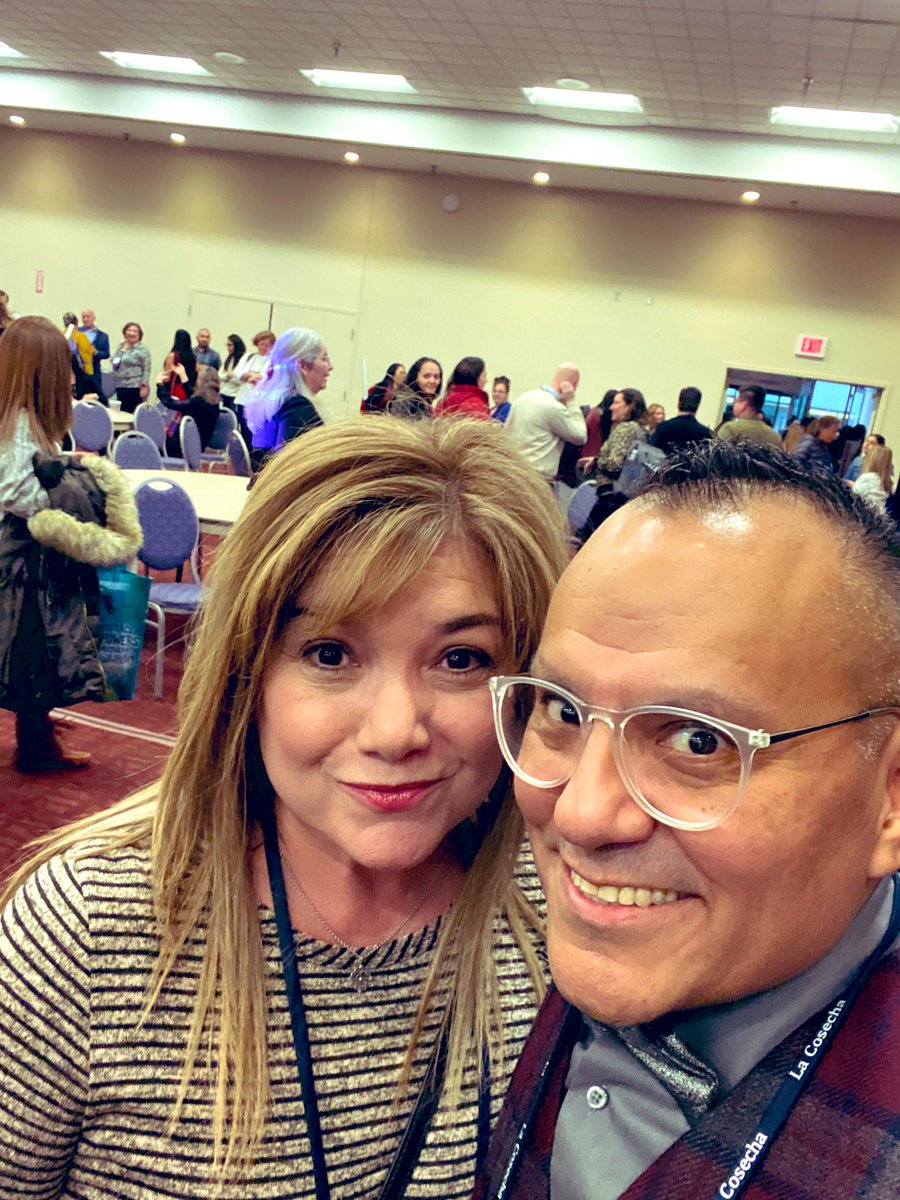 Siempre es un placer escuchar a @JoseMedinaJr89  I always feel empowered to work más duro for our bilingual students after listening to him speak.  #LaCosecha2019 #sisedicesehace #BeBilingual #socioculturalcompetence #testimonios