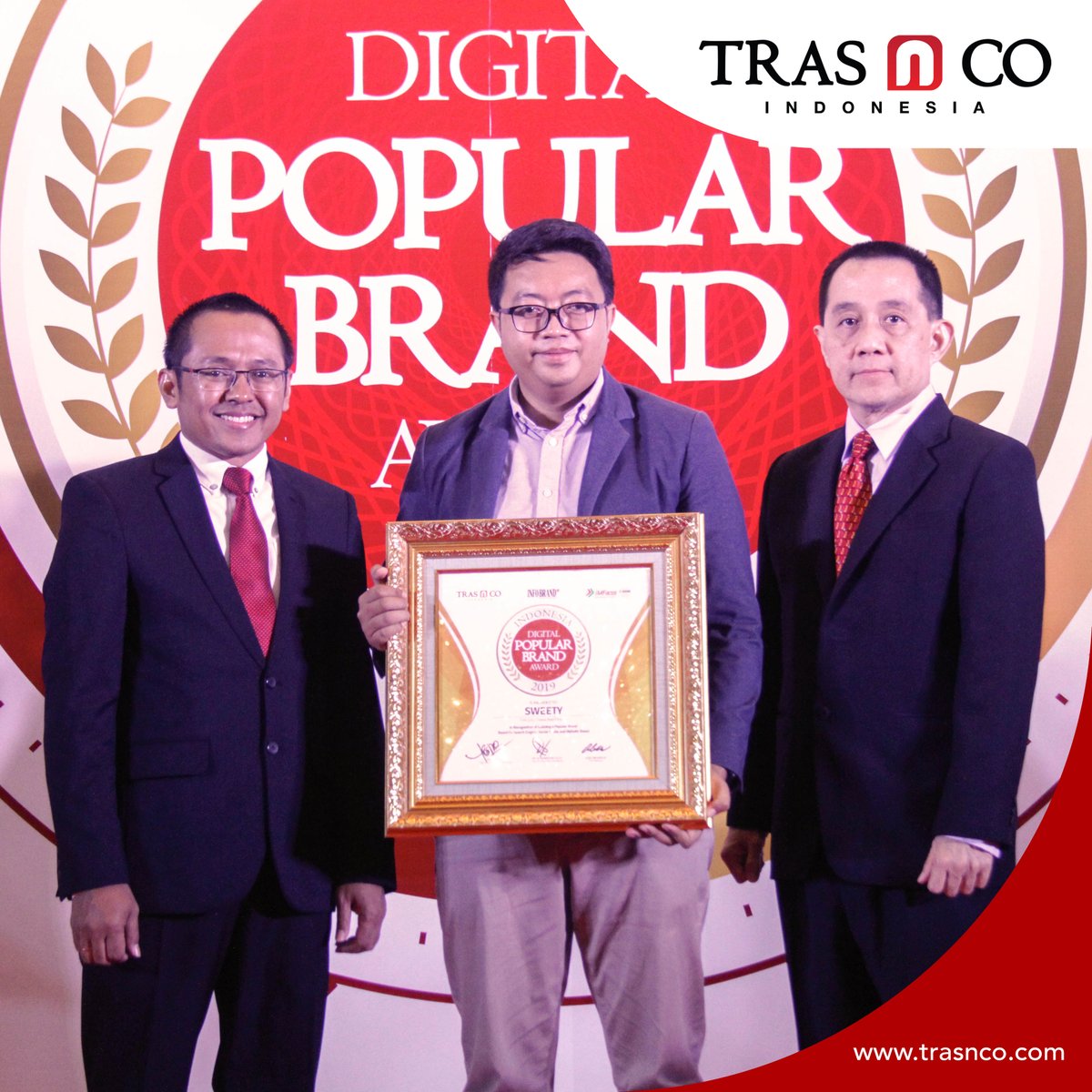 trasnco's tweet photo. Inilah peraih Indonesia Digital Popular Brand Award 2019 untuk kategori Popok Bayi/Diapers, @sweetycareid https://t.co/AkDtt5RmKn