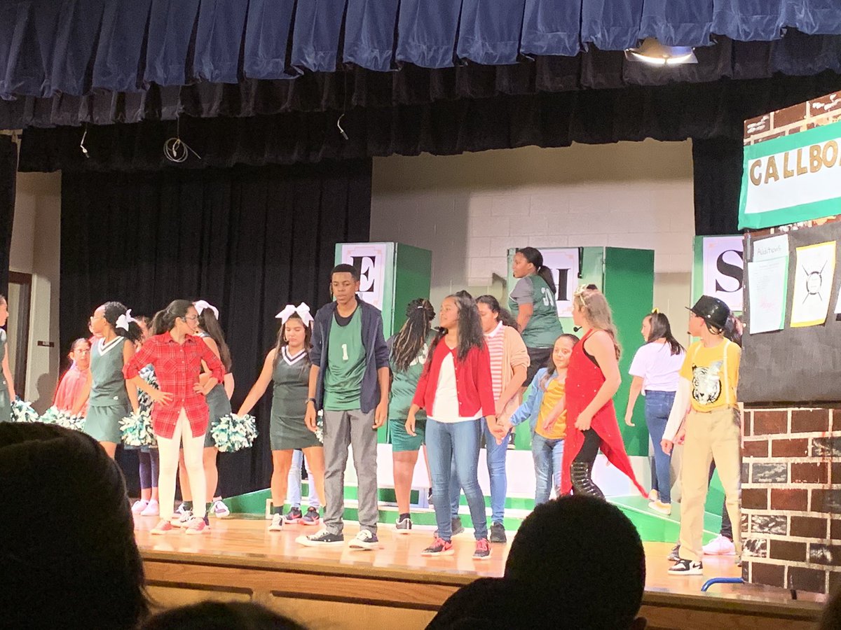 MrsYGonzalez's tweet image. High School Musical was wonderful! #JordanMSLegends #RomerosRegulators