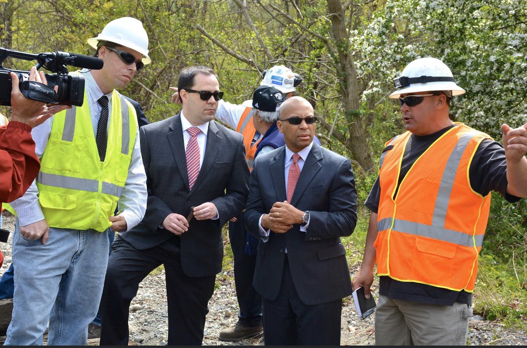 mayorflanagan's tweet photo. .@DevalPatrick Good Luck on your campaign. #Deval4All #2020 @AbeRakov https://t.co/a1nHwwUj1a
