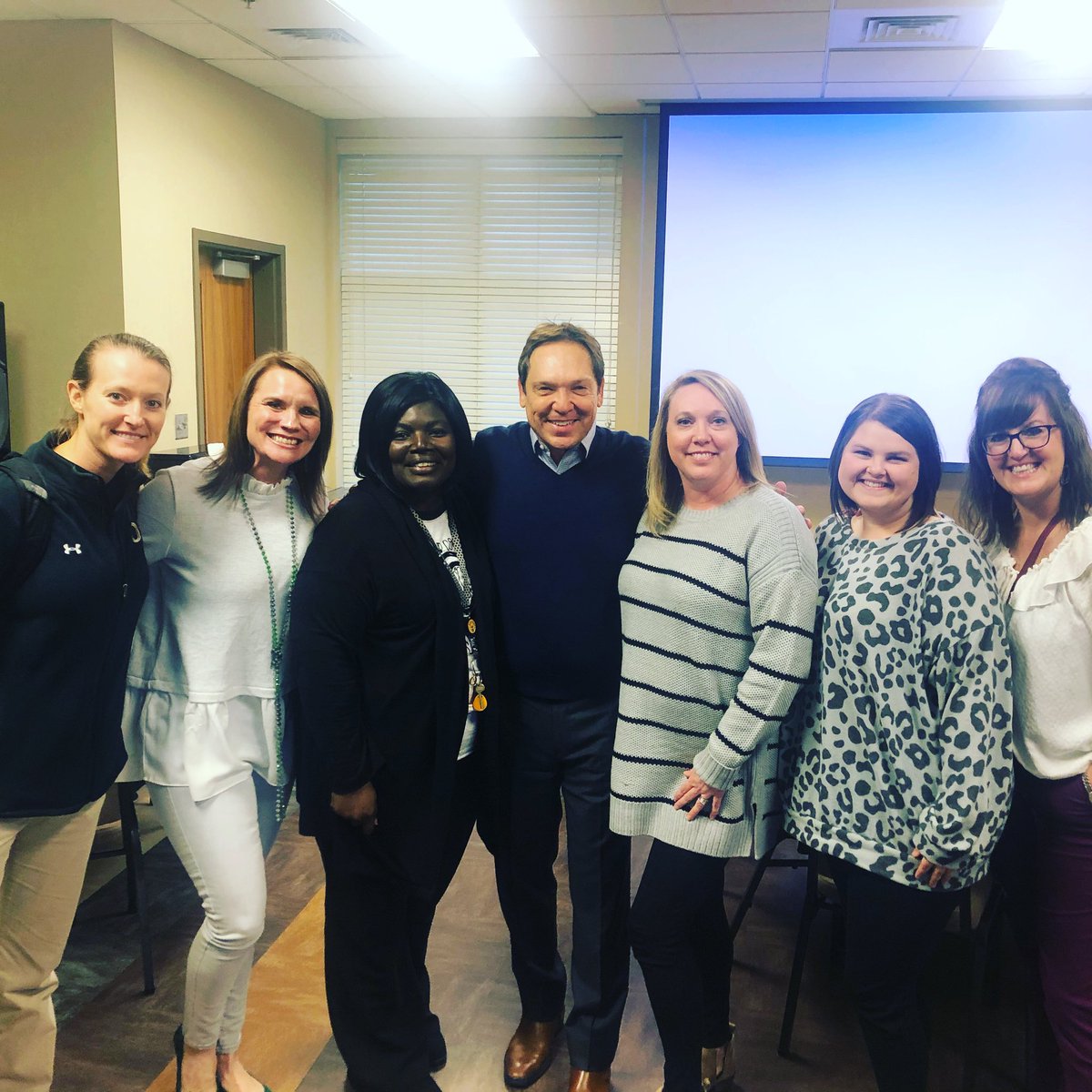 theteachermrse's tweet photo. Thank you for the REMINDER today @SafeAndCivilTom... For student behavior to change, adult behavior needs to change first! #settheexpectation #modeltheexpectation #leadbyexample #CEHpride #CEHimpact #GoBigO #beaCHAMPION #betheONE #SafeAndCivil #PBIS https://t.co/W4KZfw4Nkg