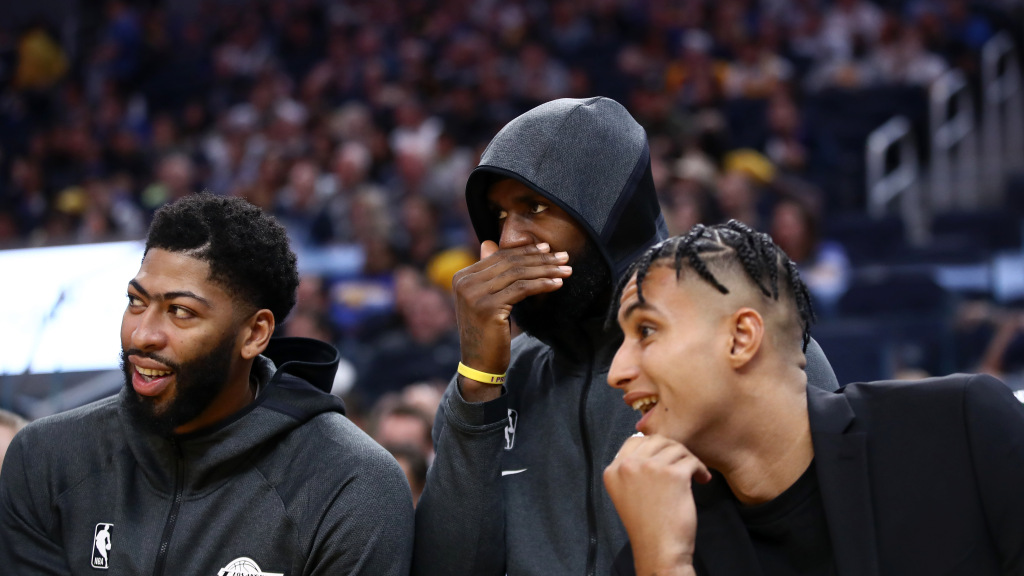 HoopsHype (@hoopshype) on Twitter photo 2019-11-15 03:00:45 Kyle Kuzma can be third star for Lakers with improved shot selection. hoopshype.com/2019/11/13/los… Kyle Kuzma can be third star for Lakers with improved shot selection. hoopshype.com/2019/11/13/los…