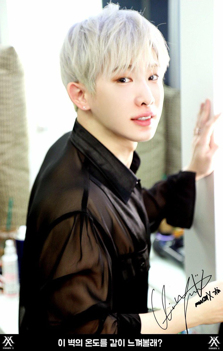 Time to start rickrolling again, Monbebe!"Never gonna give you upNever gonna let you down" #ThisTimeForWonho #몬베베가_너의자리를_지키겠다