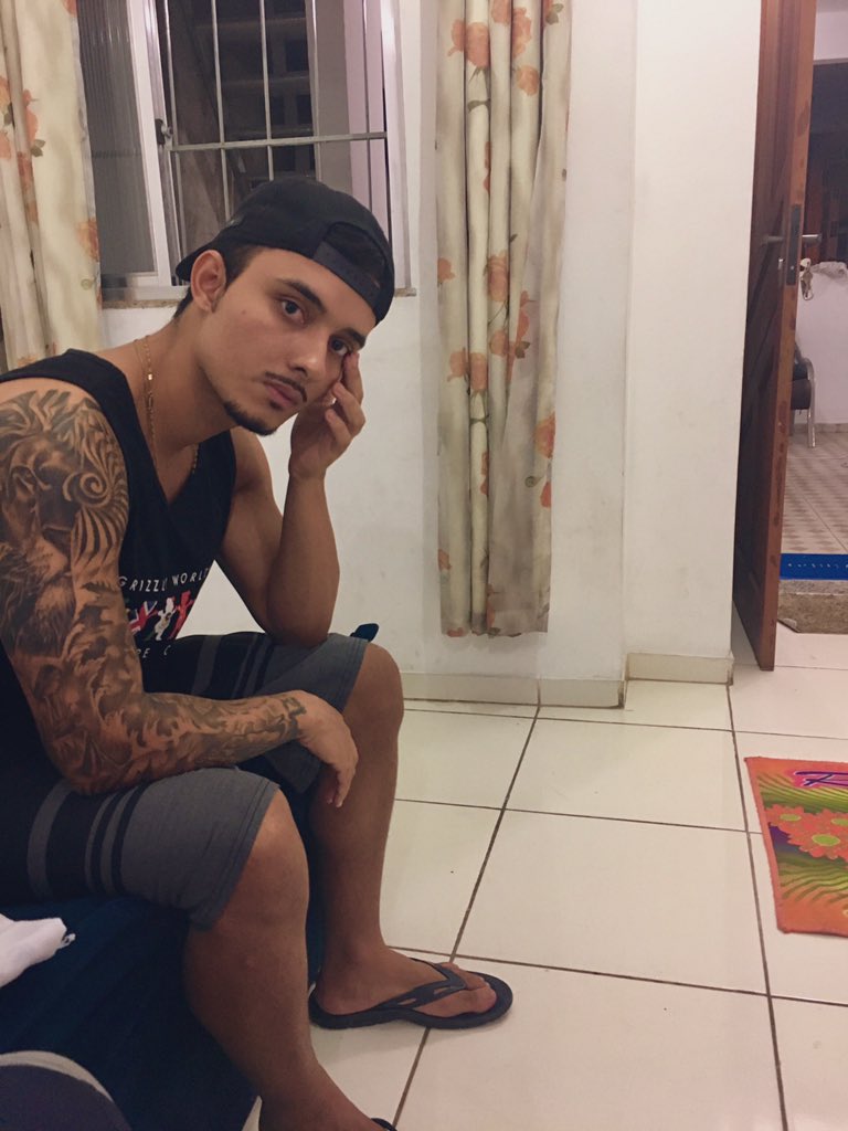 Rafael 🏄🏻♂️ tweet media
