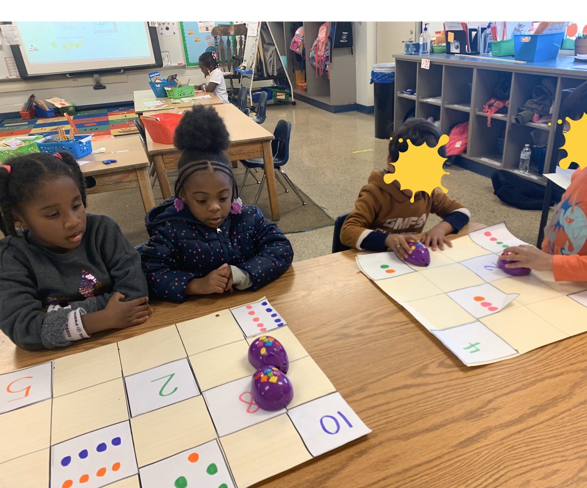 jasmine_eman's tweet image. Possibilities are unlimited when you have learning partners that understand the why. Kindergarten coded their way through number & part-whole recognition! #DeeperLearning #CodeAndGo #HLP #ESInnovate