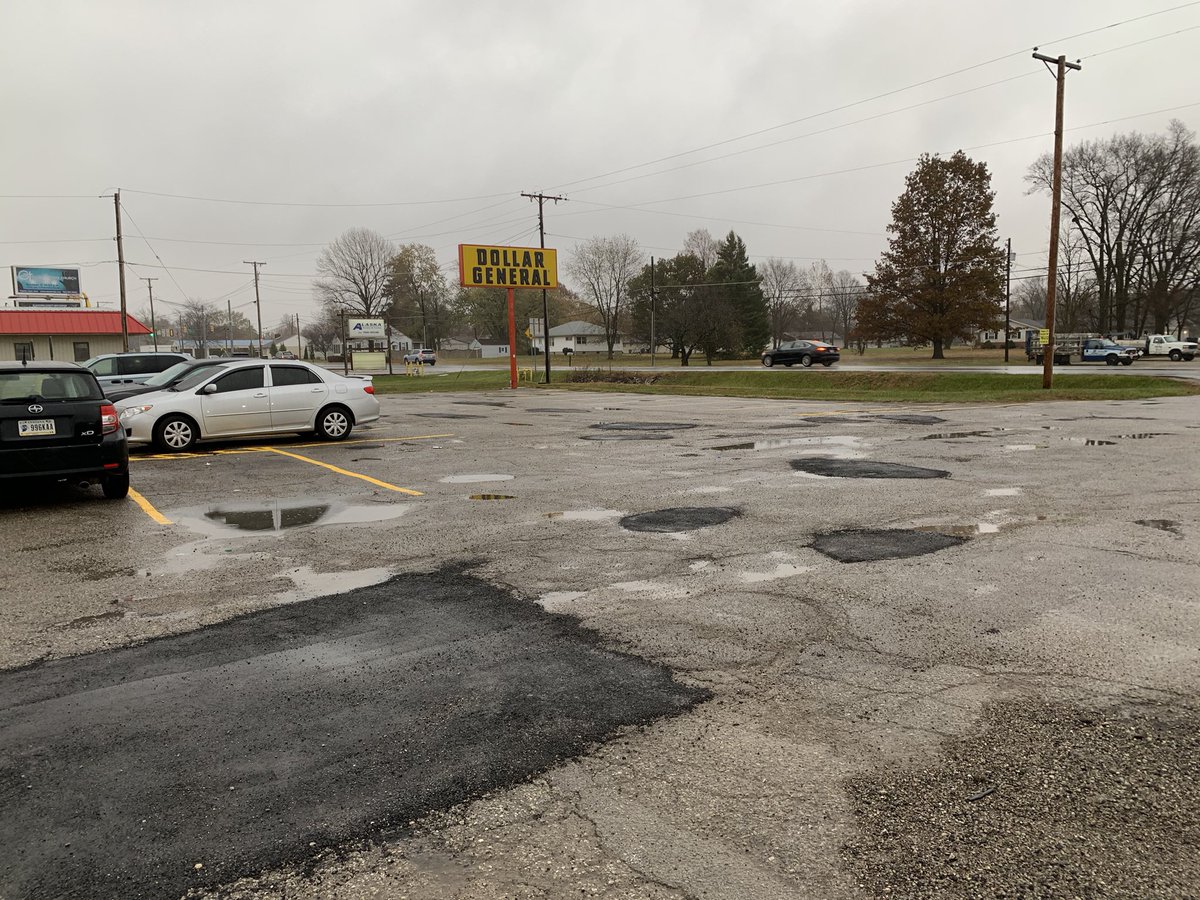 lihuditwit's tweet photo. UPDATE:  drive past on Sunday, 11/11/19, and saw a crew striping the parking lot.  Returned to check out the repairs before the snow on Monday.  Dont know if i wiukd call it fixed...especially after the forst snow plow comes through.  But it is a start! https://t.co/MvIE5M2Vs4