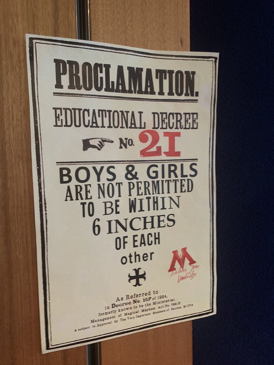 GabzzC's tweet image. It was great to hear Nikki speak about her experience with running a Harry Potter escape room! So much effort but it is well worth it 🧙‍♂️ #LibTech19 #escaperooms