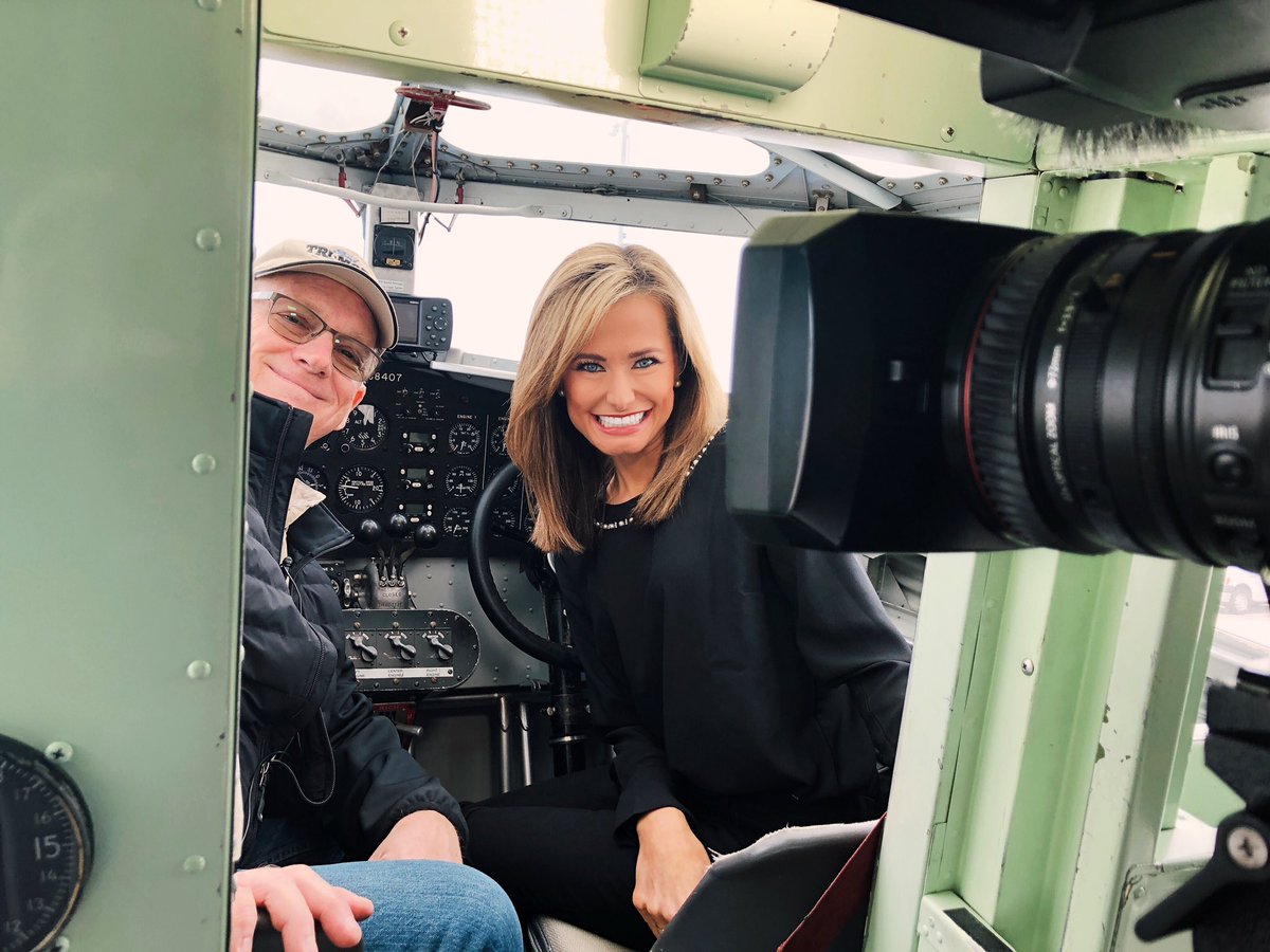 laurenacrawford's tweet photo. One of the best parts about being a journalist... New experiences & people you encounter everydayโ๏ธ #Copiloting https://t.co/7qAE159U37