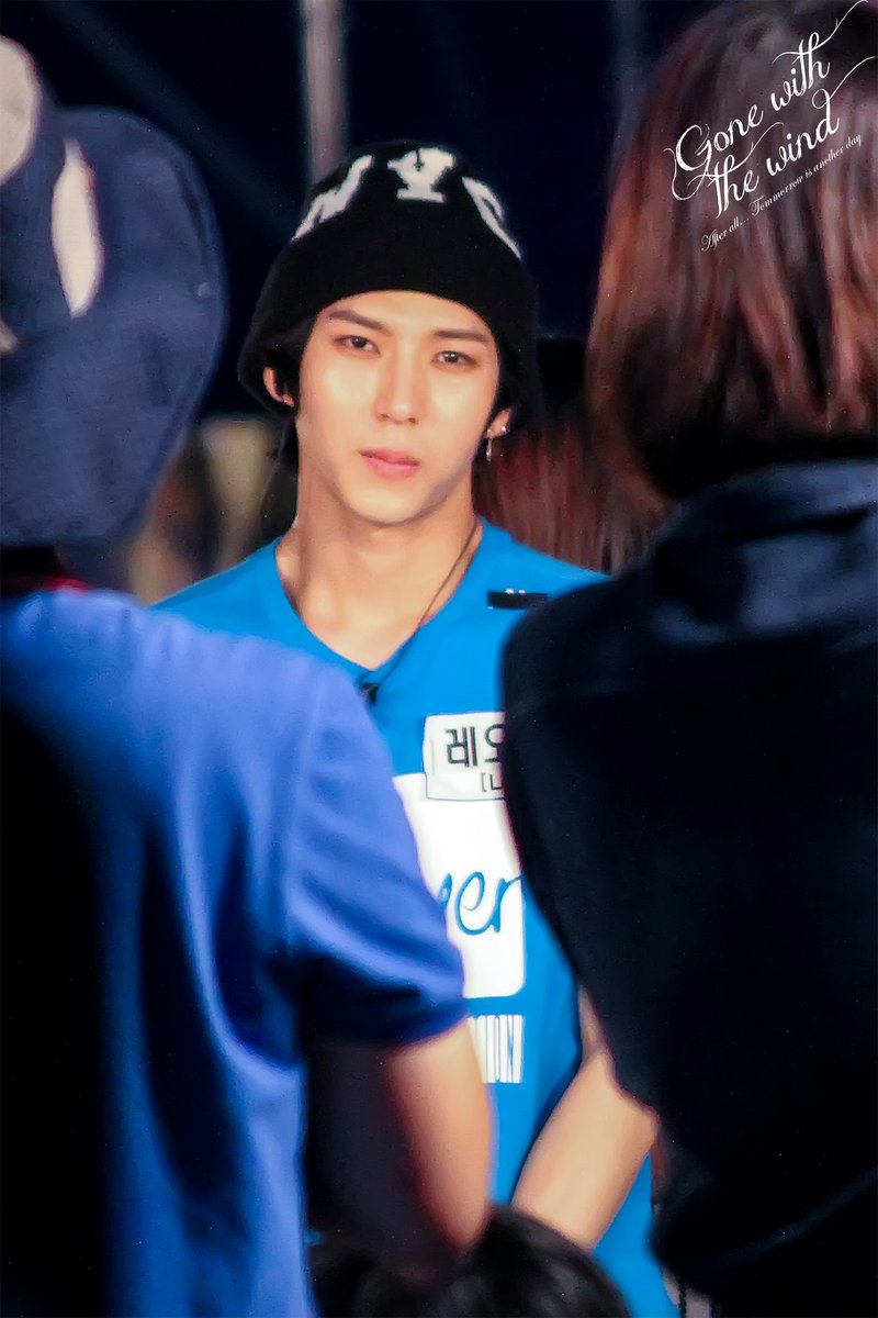 gonevvithevvind's tweet image. [옛날사진 Old Photo]

#VIXX #빅스 #정택운 #레오 @JUNGTW_LEO 

150822