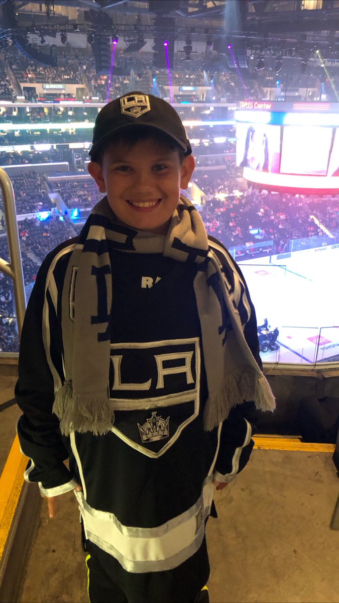 deschavez's tweet photo. Go Kings Go @BaileyLAKings @LAKings #DeltaKingsFan #ontarioreign https://t.co/G8UL6ySmM8